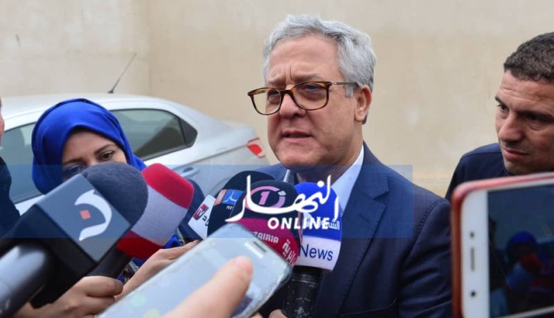 صديــق شهــاب يطــرد أويحيــى مـــن «الأرنــدي»