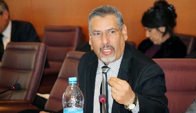 الحلوطي يطالب بنكيران بحل ملف موظفين عالقين بالسلم 9