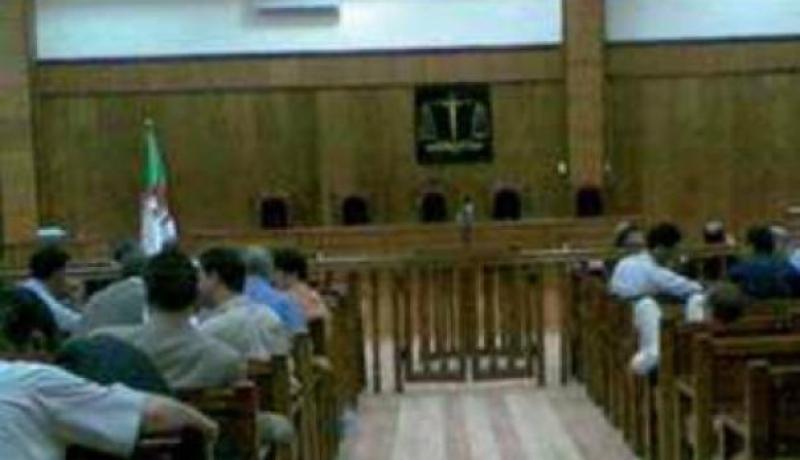 توقيف  شاب في العشرين بتهمة الإشادة بالأعمال الإرهابية بمستغانم