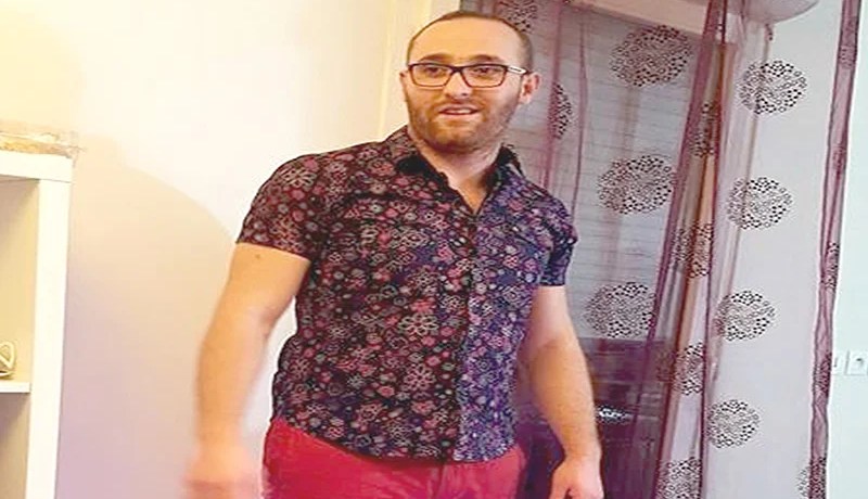 أخاف القطط  استيقظت في حوض الحمام وكلما أصلى الفجر يوم الجمعة أتلقى بطاقة حمراء