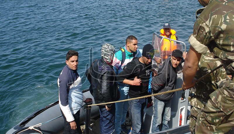 توقيف 52 حراڤ بينهم فتاة بسواحل وهران وعين تموشنت