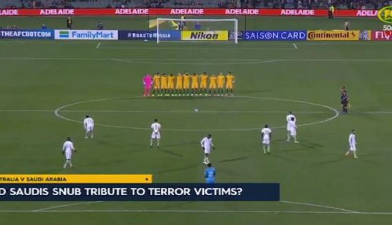 بالفيديو … المنتخب السعودي يرفض الوقوف دقيقة صمت على ضحايا تفجير لندن