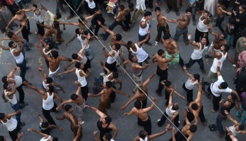 عشرة قتلى على الاقل بتفجير انتحاري في مسجد للشيعة جنوب غرب باكستان