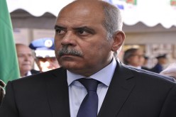 وزير الأشغال العمومية و النجدة  أيضا