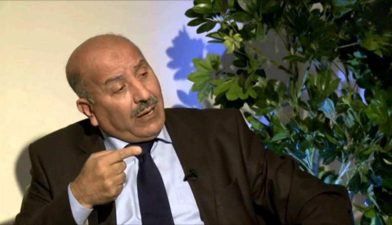 بن حمو يفتح النار على محيط الرئيس بوتفليقة ويطالب برحيل الوزراء