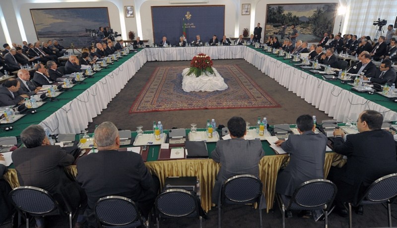 إجتماع الثلاثية يبحث عن تنويع الإقتصاد الوطني