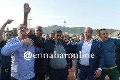 والد المُناصر الذي خُصصت له مداخيل مباراة المدية يشكر إدارة الكناري