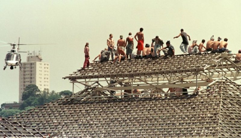 فرار 150 نزيلا من سجن في البرازيل بعد أعمال شغب