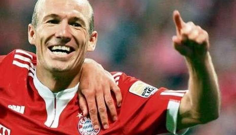 روبن يمدد عقده مع بايرن ميونيخ عامين إضافيين