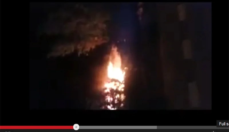 بالفيديو  نشوب حريق في مركز تجاري بتيزي وزو