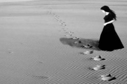 إبني مستهتر وطائش.. كلما خطب فتاة تركها من أجل أخرى