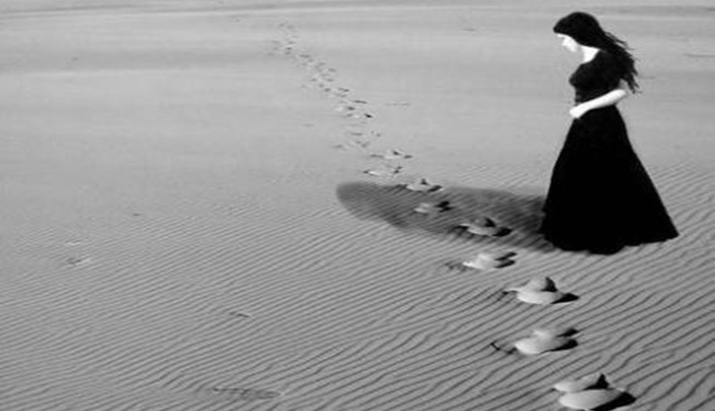 إبني مستهتر وطائش.. كلما خطب فتاة تركها من أجل أخرى