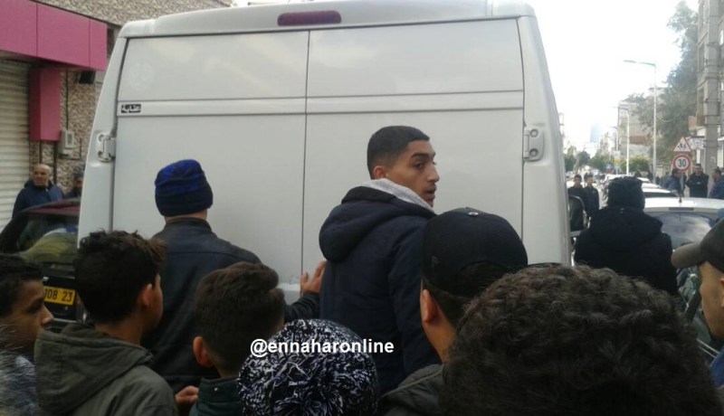 بالصور .. تشييع جنازة التلميذ المنتحر بعنابة