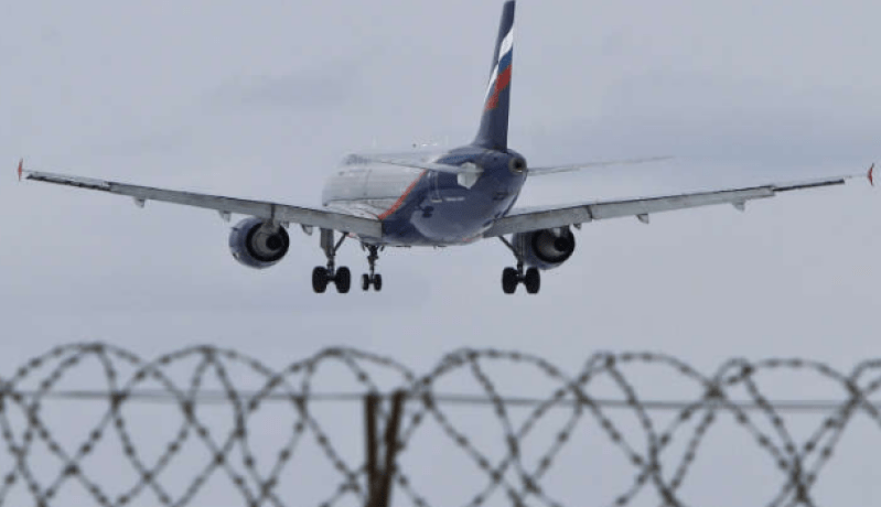 الأمن الروسي ينقذ طائرة من الإختطاف على أرض مطار