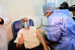 بالصور.. الجزائريون يتلقون لقاح سبوتنيك v ويعبّرون عن ارتياحهم