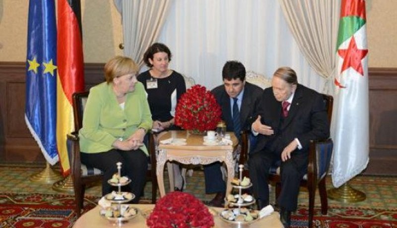 الرئيس بوتفليقة يستقبل المستشارة الألمانية  أنجيلا ميركل