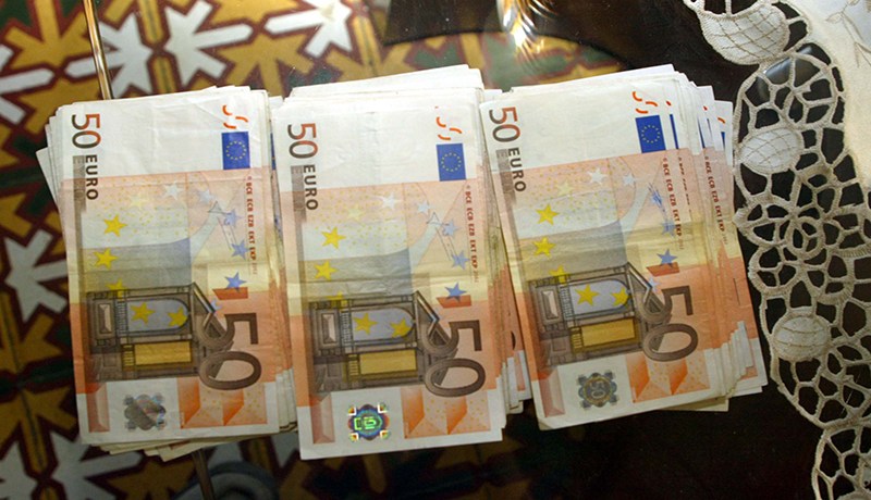 تفكيك عصابة أفارقة تستعمل الزئبق في تزوير الأورو بمستغانم