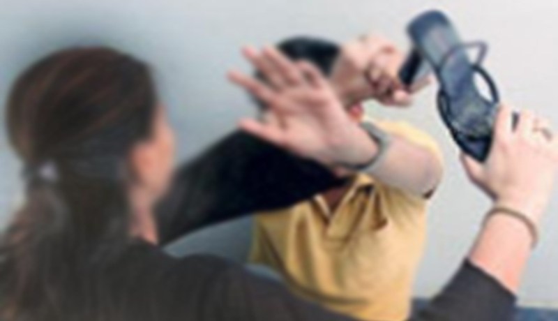 معلّمة تعتدي على زوجها لأنه رفض إرجاعها دَينًا قيمته ألفين دج بقسنطينة