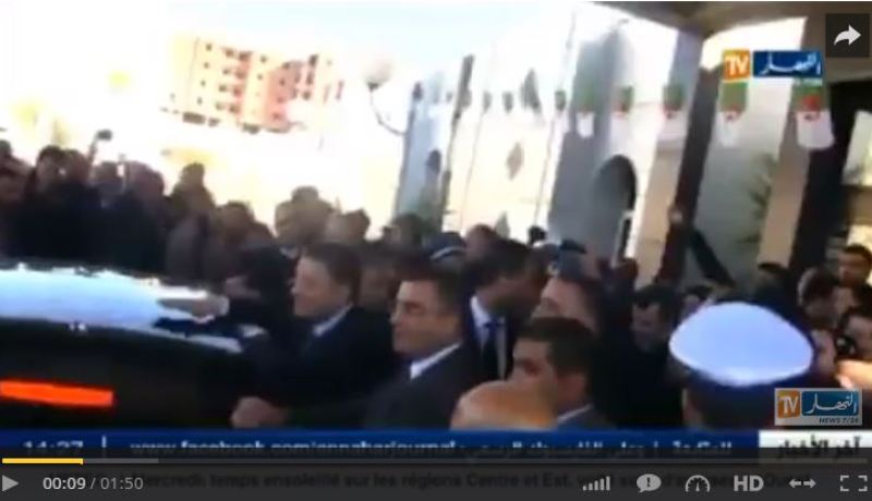 بالفيديو مواطنون محتجون يحاصرون وزير الصحة بوضياف في الجلفة