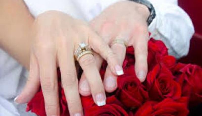 بالفيديو نقاش حاد حول أسباب ارتفاع العزوبية في الجزائر وعواقبها كارثة