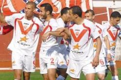 راتب شهـر في أرصدة اللاعبين وميشال يعول على توقف البطولة لتصحيح الأخطاء