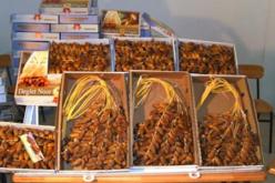 الجمارك  تدعم تصدير التمور