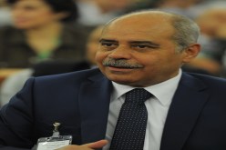 والي يبحث عن 151 سيارة وشاحنة