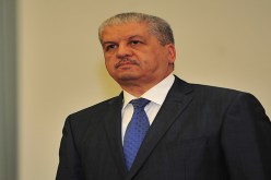 سلال يبحث في ممتلكات 53 واليا ورئيس دائرة