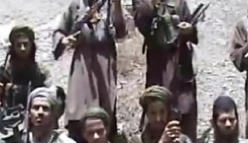 القاعدة تسير على خطى “الجيا” في تأمين السلاح