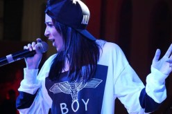 بالصور المرض يجبر ساندي على الاعتزال