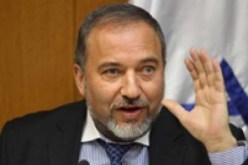 النيابة العامة الإسرائيلية تقدم لائحة الإتهام بحق ليبرمان