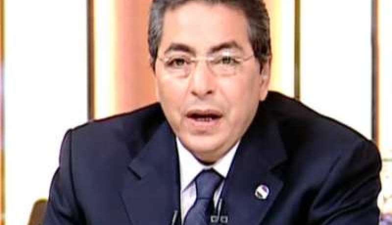 محمود سعد لـ”مرسي”: أنت تخرق القانون بـ”لعبك السياسة” في المساج