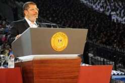 مرسي يصدر قرار العفو الشامل على جميع معتقلي ثورة 25 جانفي