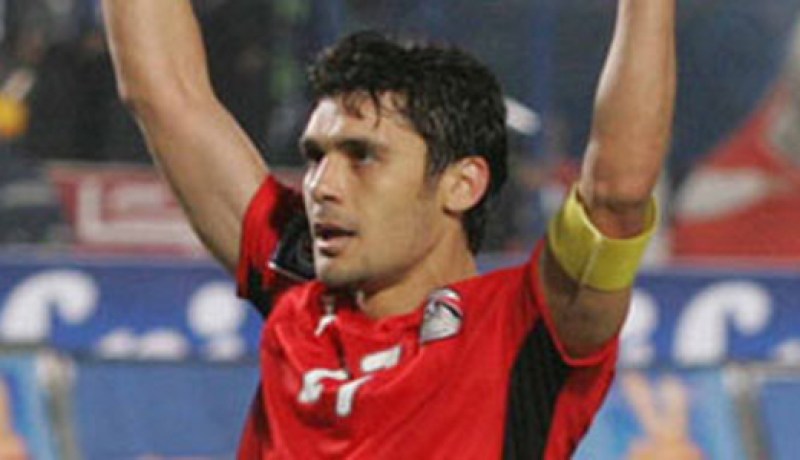 المصري أحمد حسن عميدا للاعبي كرة القدم في العالم