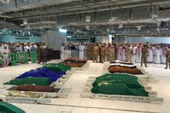 إجراء مراسم دفن عدد من ضحايا سقوط الرافعة في الحرم المكي