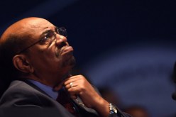 البشير يكشف عن أسماء متورطة معه في قضايا فساد