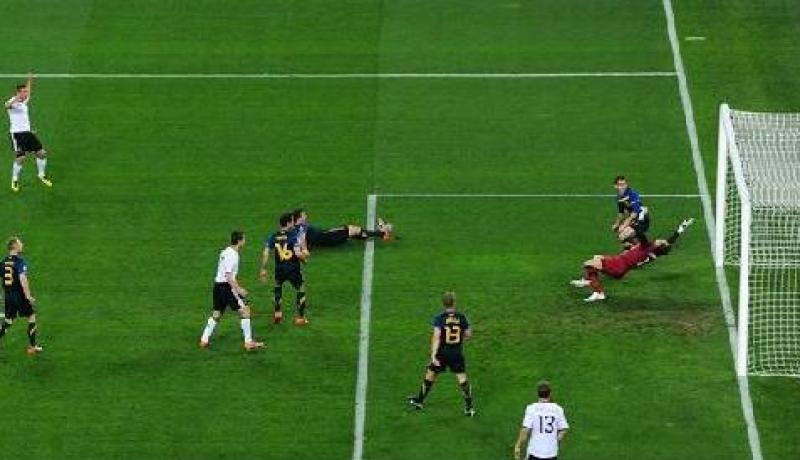 مونديال 2010: المانيا تحافظ على تقليدها “الافتتاحي” وتوجه انذارا الى منافسيها