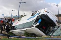 إصابة 11 شخصا بجروح في اصطدام حافلة بشاحنة بتلمسان