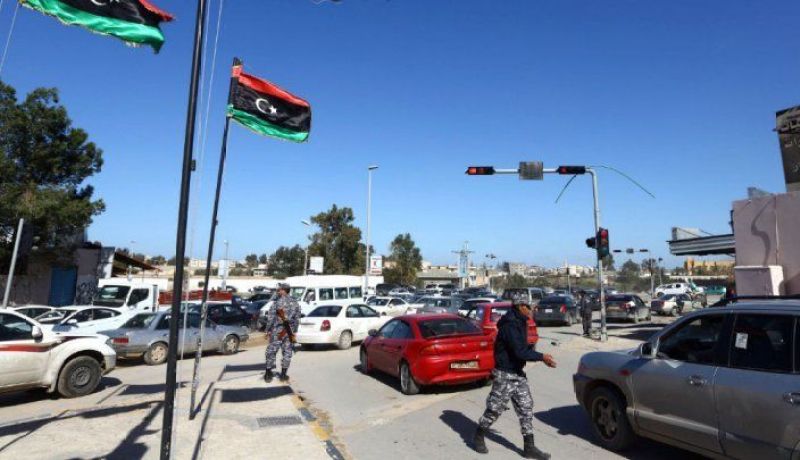سماع دوي انفجارات وإطلاق نار في العاصمة الليبية طرابلس