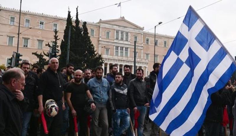 إضراب عام في اليونان احتجاجا على تدابير التقشف