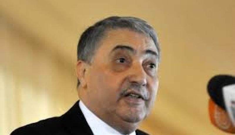 بن فليس يؤجل إيداع ملف اعتماد حزبه لدى وزارة الداخلية