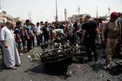 ارتفاع حيصلة قتلى انفجار سيارة ملغمة في بغداد إلى 50 شخصا