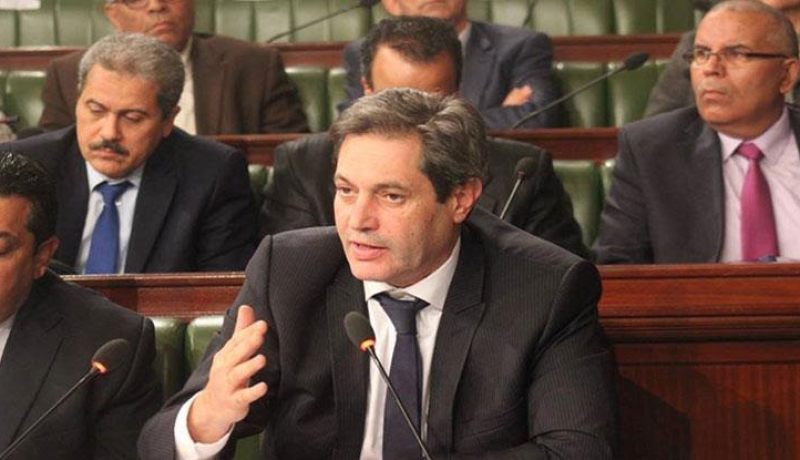 التحقيق مع وزير تونسي ومستشاره بتهم الفساد