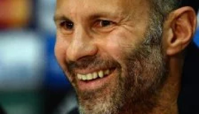 غيغز يحمل شعلة يونايتد موقتا