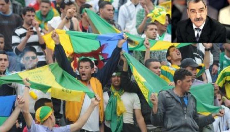 سعيد صامدي حرض أنصار القبائل على الإستدارة بظهورهم لحظة عزف النشيد الوطني