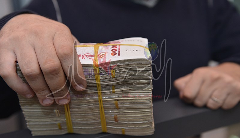 امراة تحتال على 9 اشخاص وتسلب منهم 500 مليون سنتيم في معسكر