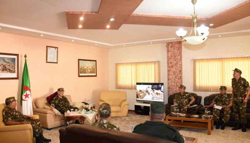 اليوم السادس بوهران..قايد صالح يزور مقر المؤسسة الوزارية للاحتياط العام للذخيرة