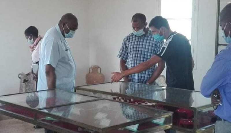 سفير زيمبابوي يزور متحف “هيبون” في عنابة