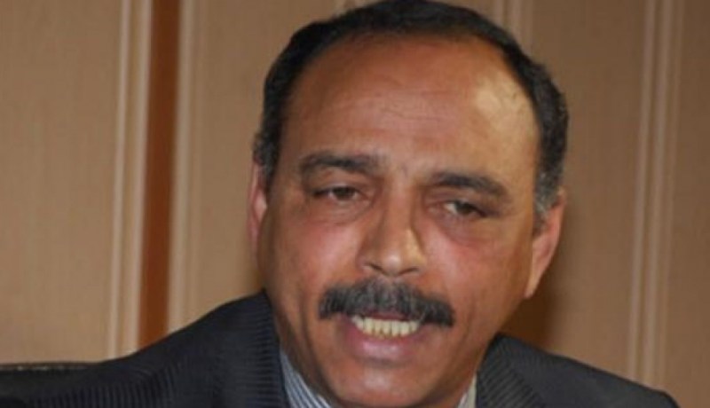 حسين خلدون يدعو مناضلي الأفلان للإطاحة بولد عباس
