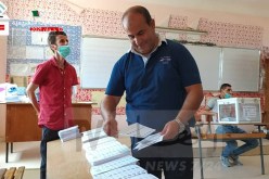 بالصور.. مدوار يدلي بصوته في تشريعيات 2021